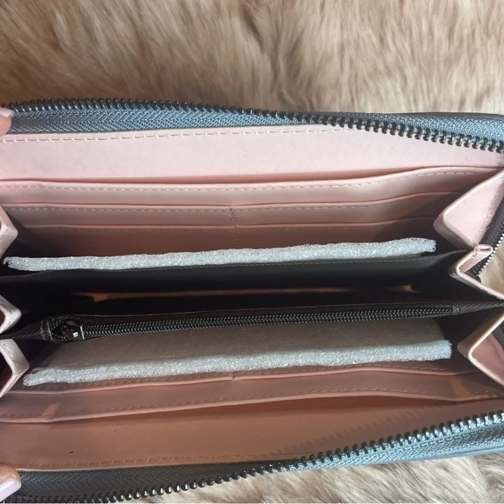 Love and Freedom Large Wallet Blue‎